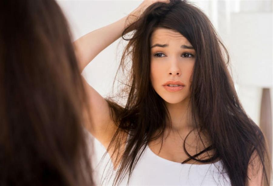 مشاكل الشعر المتقصف والضعيف