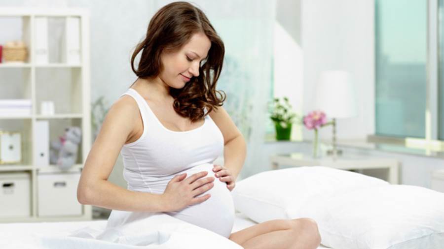 دراسة تكشف فوائد الولادة القيصرية للمرأة