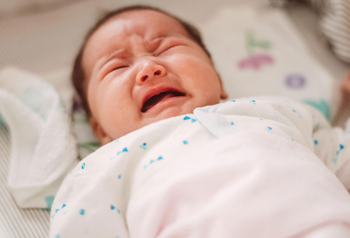 الإبر الصينية لعلاج بكاء الأطفال المتواصل