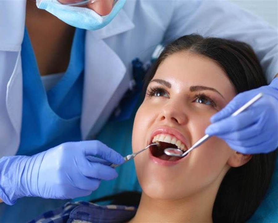 6 علاجات منزلية للقضاء على ألم الأسنان