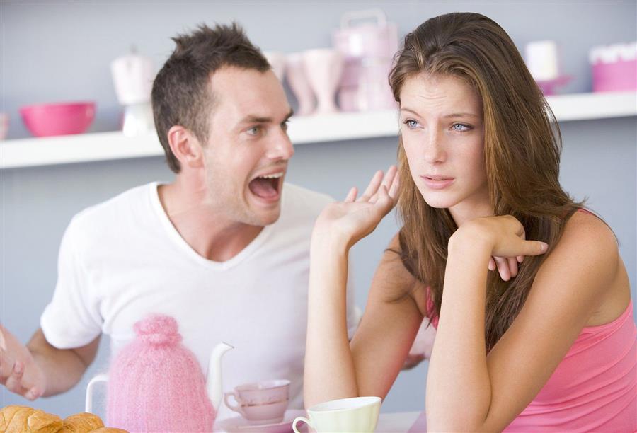 صفات لا يحبها الرجل في المرأة .. ننصحك بتجنبها