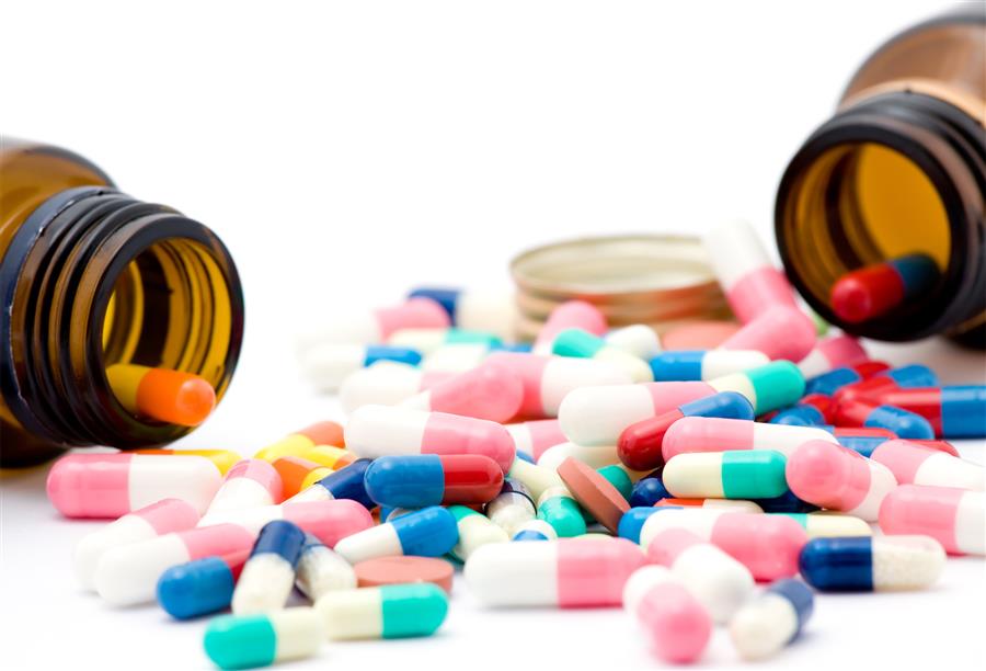 مسؤولون سعوديون يتهمون شركات الأدوية بإفساد ضمائر الأطباء