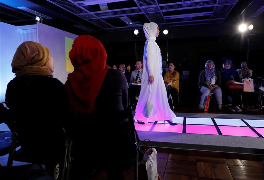  شركات الأزياء تسعي للوصول إلى الجمهور المسلم