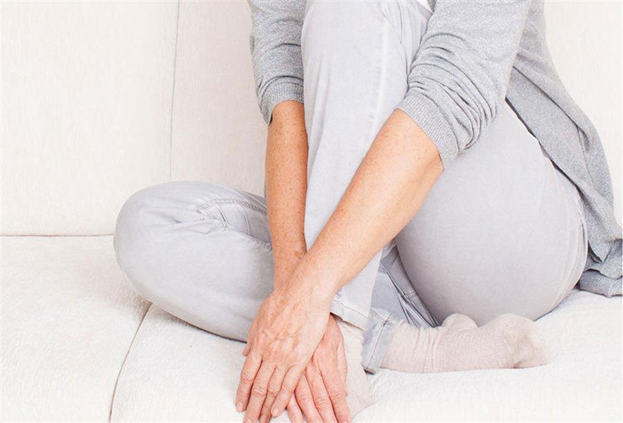 يعرف الناسور بأنه فتحة بمجرى الولادة أي بالمهبل متصلة بأحد الأعضاء الداخلية كالمثانة أو الأمعاء.