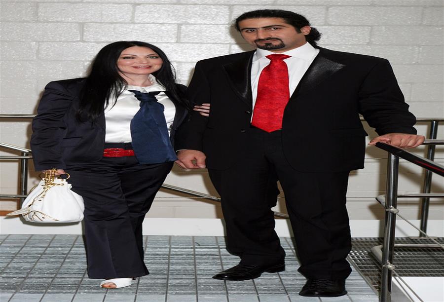 بعد طلاق زوجة نجل بن لادن بسبب تهديدات بالقتل ..«حبه يسري في عروقي ولن أتزوج بعده»