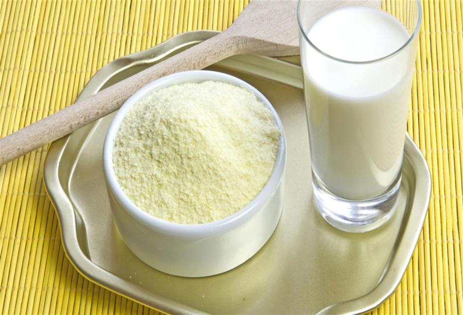 فرض حظر واجراءات فحص خاصة على الحليب الصيني والمنتجات الغذائية الصينية في العديد من أسواق التصدير.
