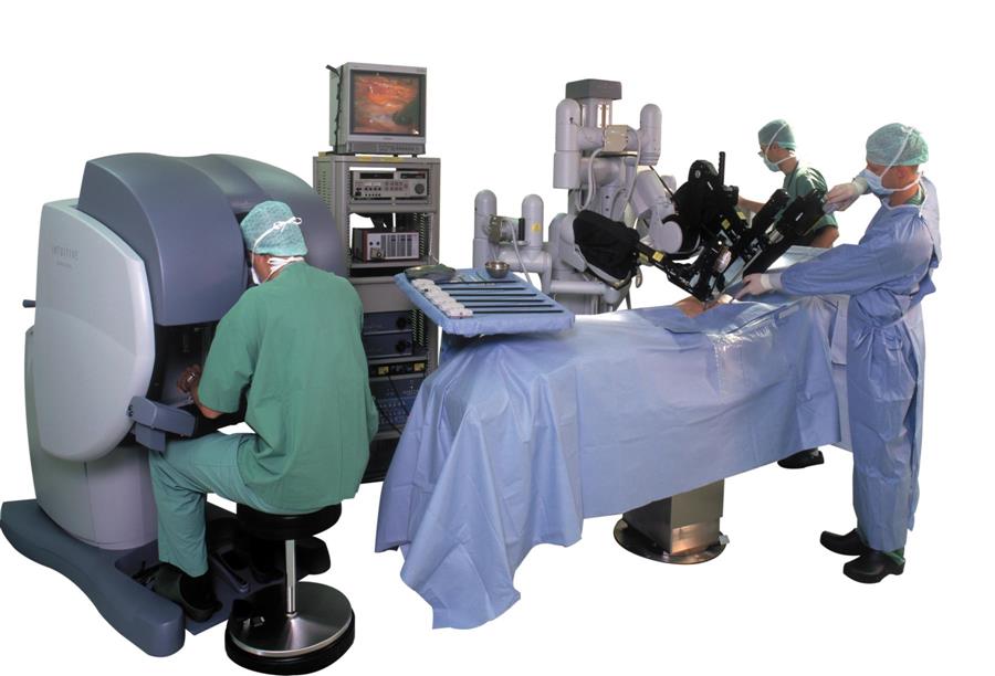 استخدام تقنية الروبوت في العمليات الجراحية ثورة حقيقية في عالم الطب