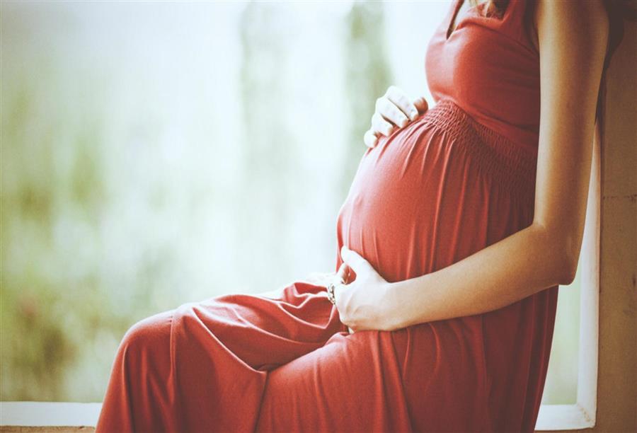 ما الذي يجب أن تقوم به كل حامل لتجنب العيوب الخلقية للمولود؟