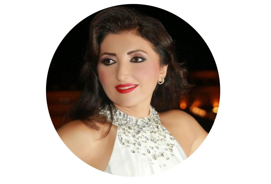 تقدم خبيرة التجميل عدة نصائح لمساعدة المرأة على استعادة شبابها ورونقه من دون الحاجة إلى مبضع الجراح.