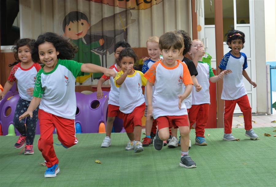 الرياضة .. جزء أساسى من إيقاع حياة الطفل لا يجب أهمالها