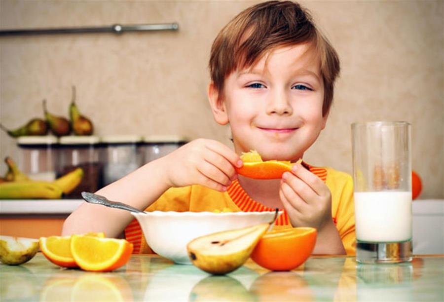 نصائح جيدة كي يكون إفطار طفلك صحيا وسريعا