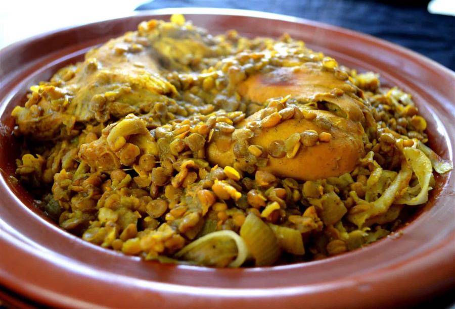 طبق الرفيسة ساخنا وجاهزا للأكل