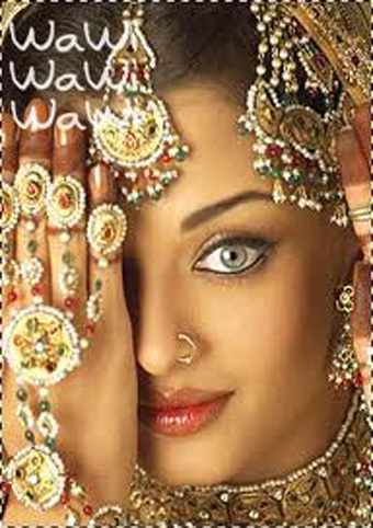 يتوجب عليك أن تنظري إلى المرآة وأن تختاري الجانب الذي سوف يظهر معه ترصيع وجهك ببعض قطع الحلي التي سوف تزينين بها هذا الثقب