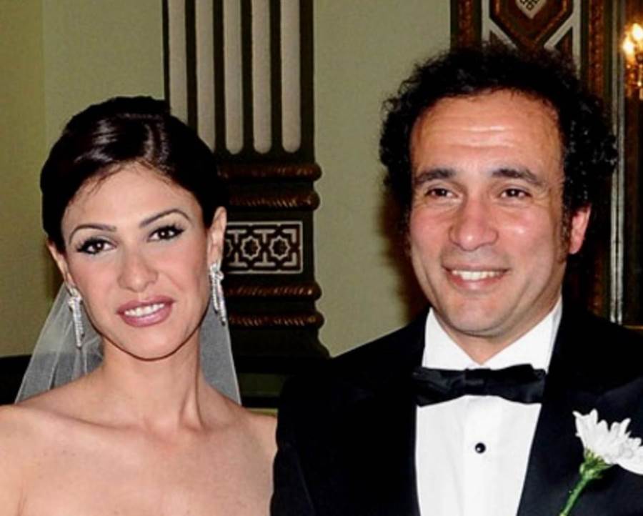 أخيراً .. السياسي المصري عمرو حمزاوي يعترف بحبه للفنانة بسمة أمام الملايين