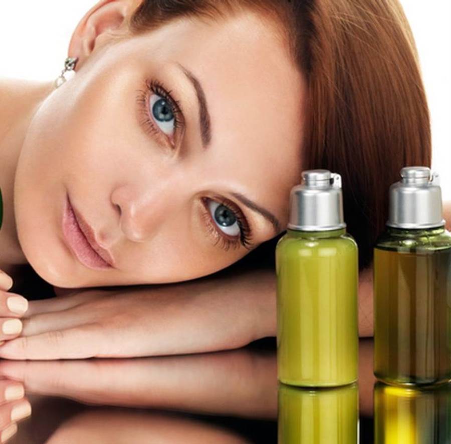 علي الطريقة الهندية .. فوائد أخذ حمام بالزيوت الطبيعية أثناء الإحتفالات