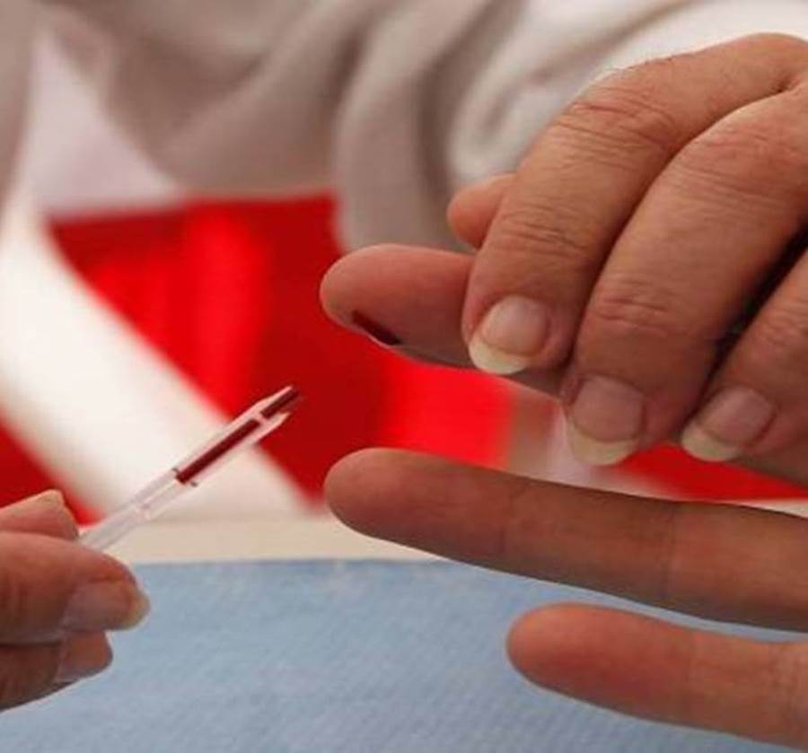  موافقة امريكية على طرح جهاز منزلي للكشف عن الإصابة بالايدز