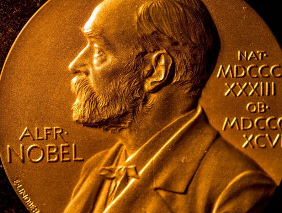 ملياردير روسي يعلن عن جائزة علمية مثل نوبل