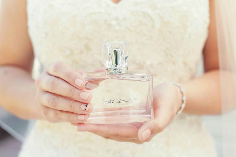 حملة إعلانية ملفتة لعطر "دونا كاران" .. 'Women Who Inspire'