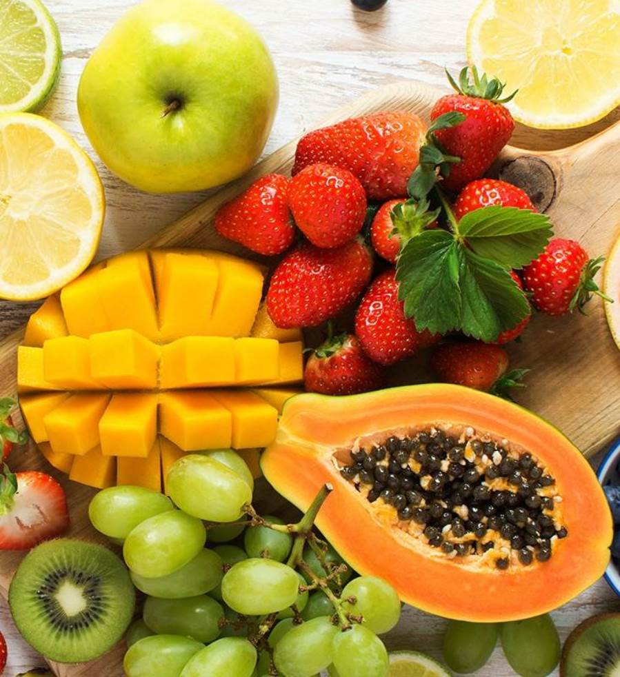  مهندستا ديكور ألمانيتان تشجعان على أكل الفاكهة والخضر غير مستوية الشكل