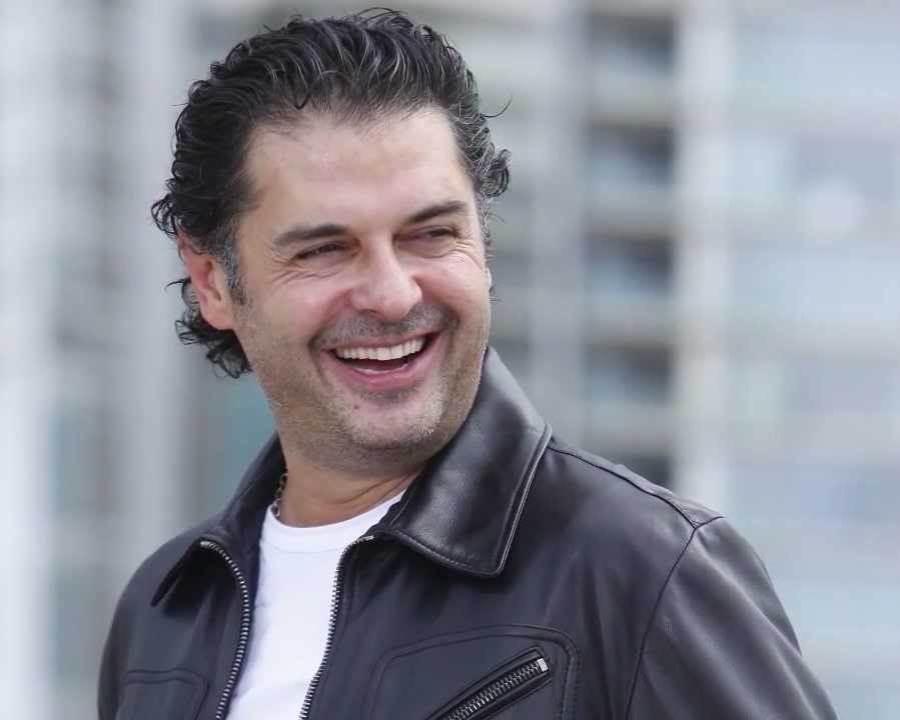 تعرف على مهن بعض نجوم ونجمات العرب والخليج قبل شهرتهم في الوسط الفني