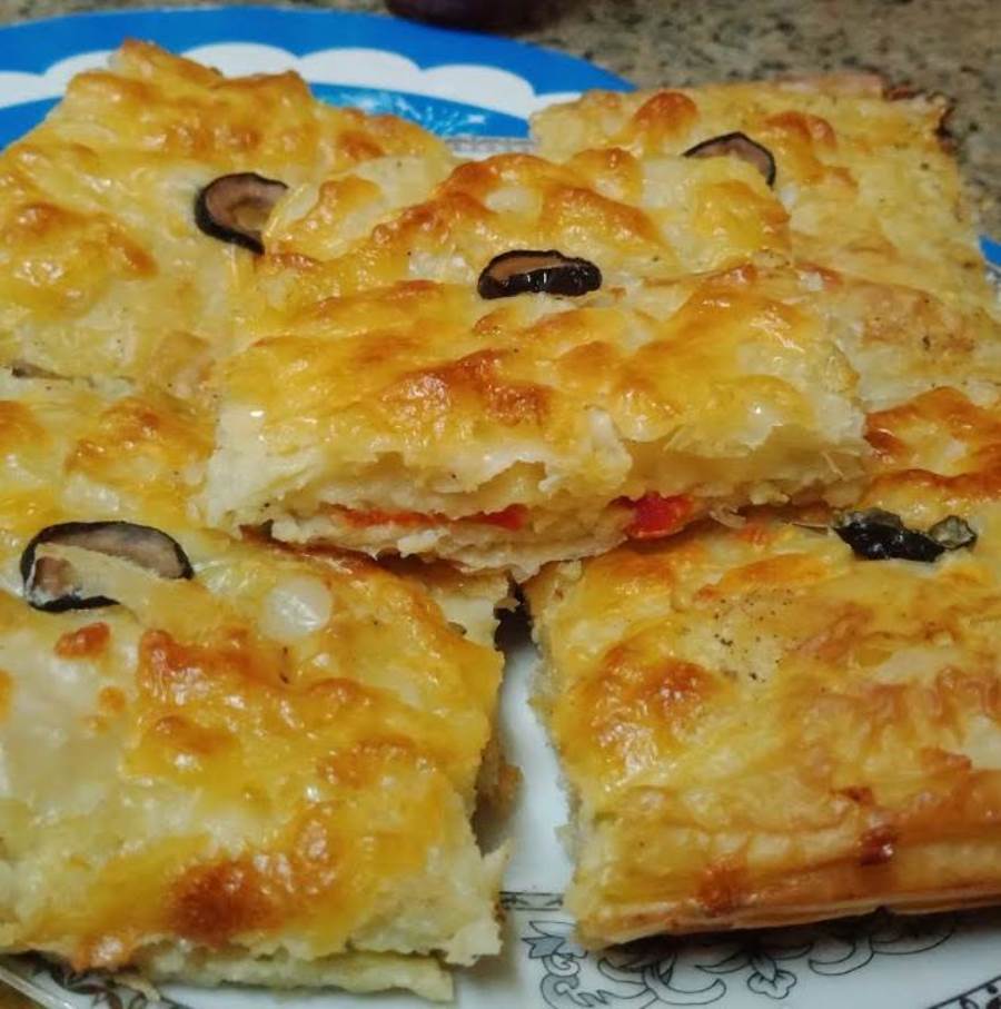 طريقة عمل الجلاش بالجبن والزيتون