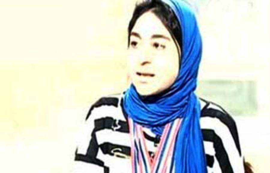 طالبة مصرية عمرها 14 عاماً تخترع انسان آلى