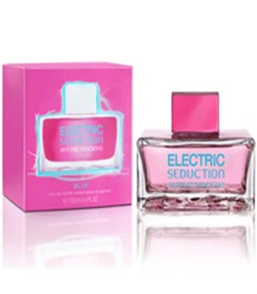 تمتعي بالإغراء مع عطر Electric Blue Seduction الذي يقدمه لك أنطونيو بانديراس