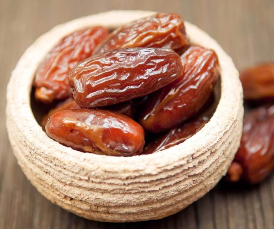 تناول التمر أفضل من العرقسوس لمرضى الضغط والقلب