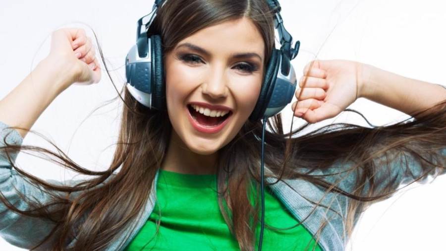 الأدوات التقنية أضفيت عليها مسحة أنثوية جمالية