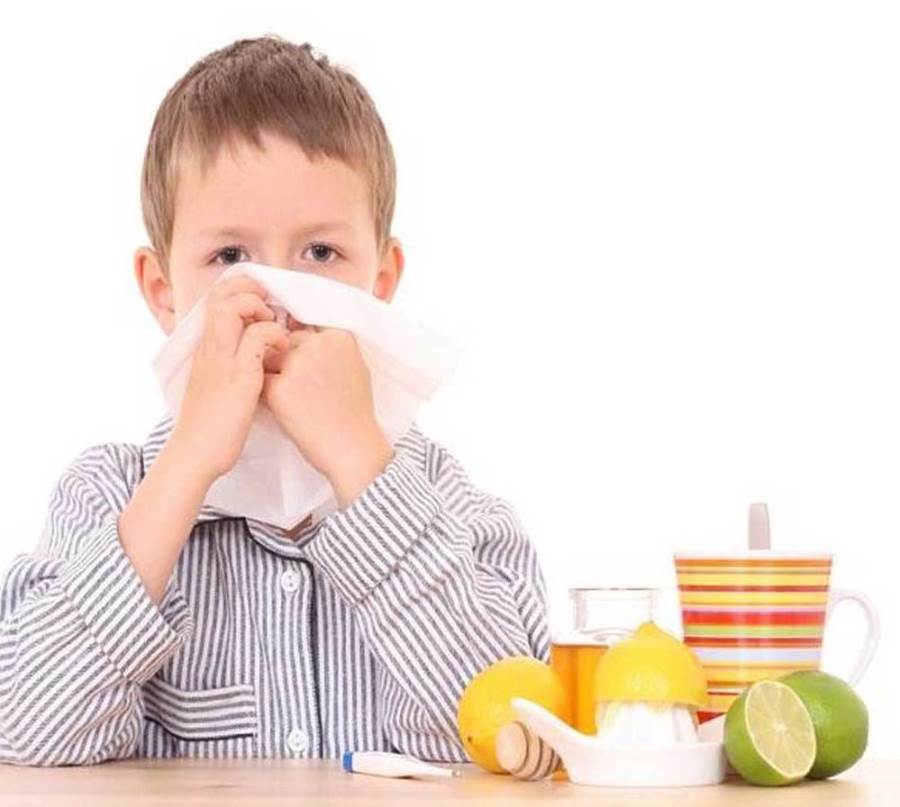 ما عوامل الخطورة لمضاعفات أصابة الأطفال بالإنفلونزا؟