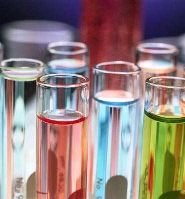 لها عواقب سلبية على سلوكياتهم ودرجة ذكائهم وقدراتهم التعليمية