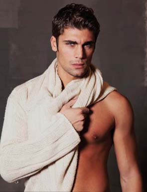 صور أوسم 50 رجل في العالم الجمال نت