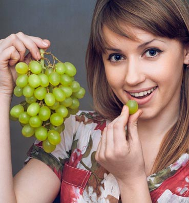 العنب وتأثيره علي هشاشة العظام
