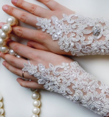  هل تكون قفازات العروس موضة 2015؟
