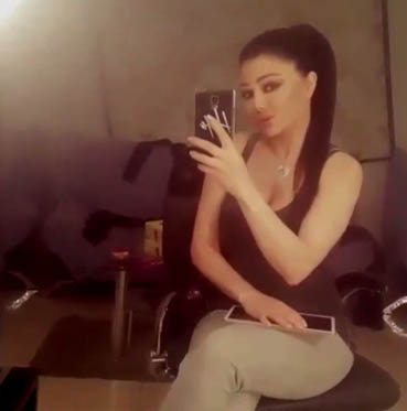 بالصور .. هيفاء وهبي تبرز جمالها بهذة الأطلالات الأنيقه