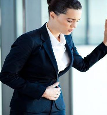 حيل لتجنب آلام المعدة والإستمتاع بالصيام