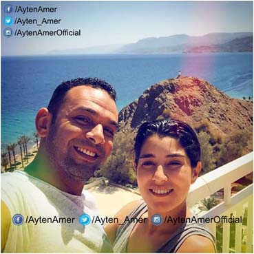  بالصور .."آيتن عامر"مع زوجها على الشاطىء 
