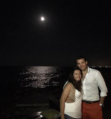 حب على أضواء القمر بين دنيا سمير غانم وزوجها رامي رضوان