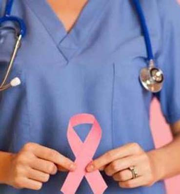 اختبار يكشف الإصابة بسرطان الثدي باللعاب