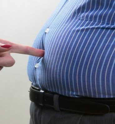 أصحاب الكروش مهددون بأخطار صحية أكثر حتى لو كانوا يتمتعون بوزن طبيعي