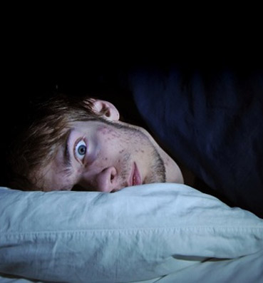 تعرف على أهمية النوم في الظلام