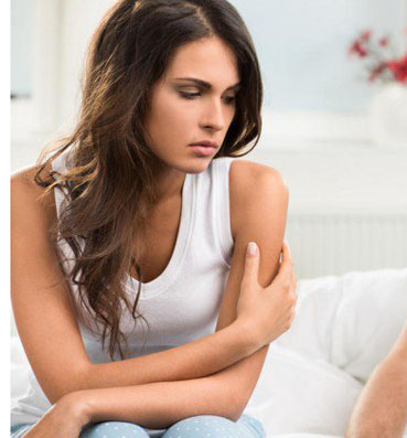 العنف في العلاقة الحميمة .. الأسباب والحلول