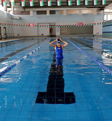 سياسي إسرائيلي يطالب بمنع العرب نزول حمامات سباحة اليهود!