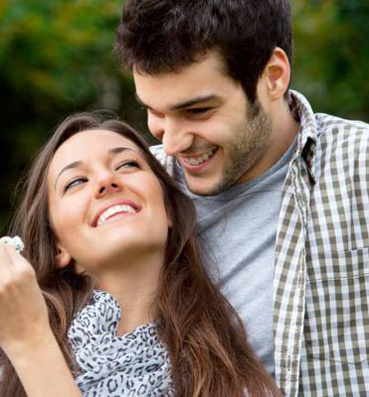 علامات تؤكد حب الزوج