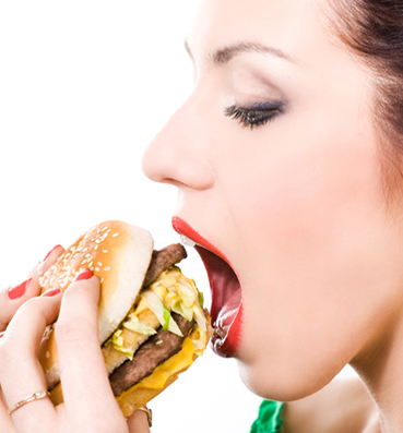 4 عادات غذائية يجب التوقف عنها فورا