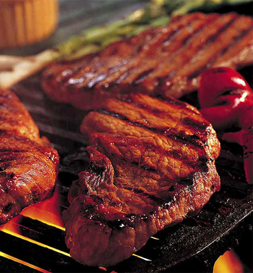 اللحوم الحمراء تتسبب الإصابة بالتهابات الأمعاء
