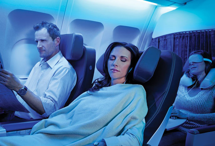 كيف تحصلين على أفضل نوم وأنت في الطائرة؟