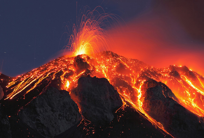 لن تصدقوا أين تقع أكبر منطقة بركانية في العالم
