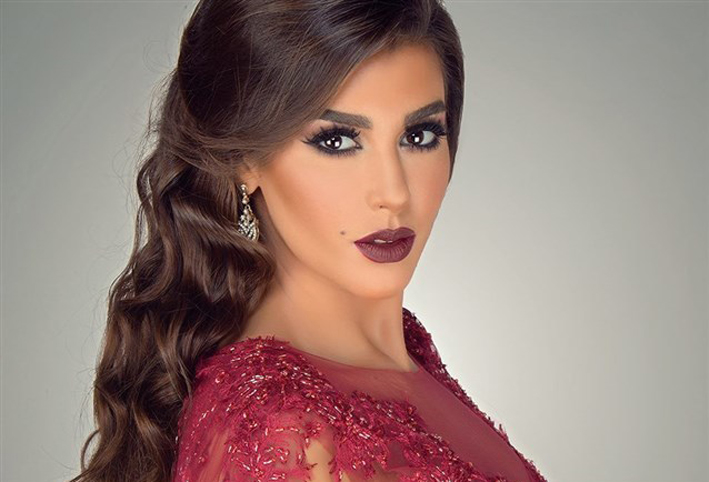 طلاق الفنانة ياسمين صبرى بعد 5 أعوام زواج