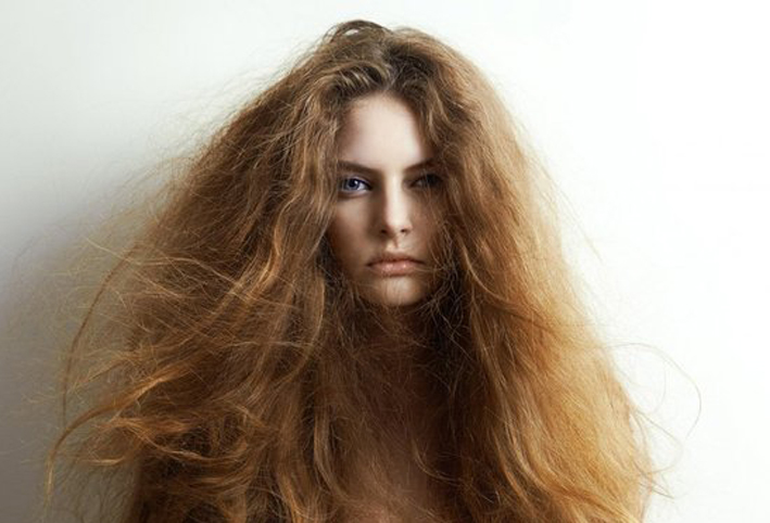 نصائح للحفاظ على صحة شعرك الجاف